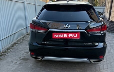 Lexus RX IV рестайлинг, 2021 год, 4 800 000 рублей, 2 фотография