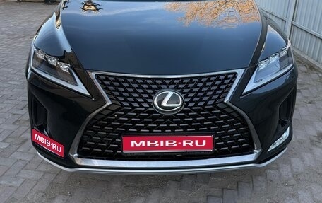 Lexus RX IV рестайлинг, 2021 год, 4 800 000 рублей, 1 фотография