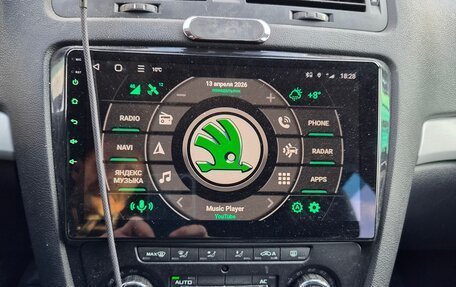 Skoda Octavia, 2011 год, 750 000 рублей, 7 фотография