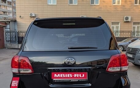 Toyota Land Cruiser 200, 2008 год, 2 930 000 рублей, 5 фотография