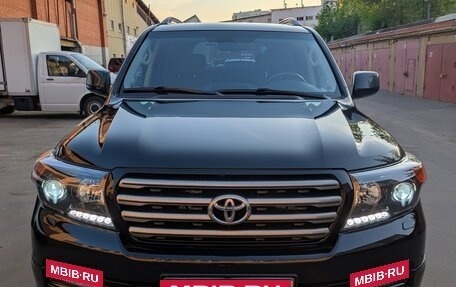 Toyota Land Cruiser 200, 2008 год, 2 930 000 рублей, 2 фотография