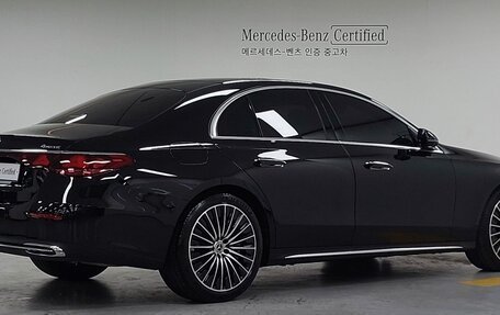 Mercedes-Benz E-Класс, 2024 год, 9 800 000 рублей, 2 фотография