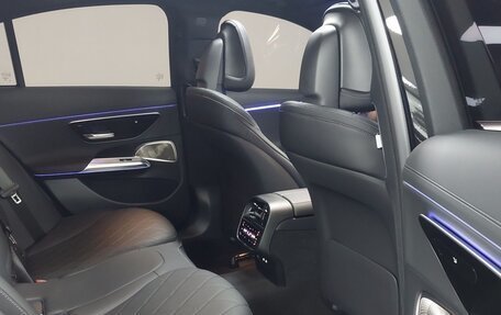 Mercedes-Benz E-Класс, 2024 год, 9 800 000 рублей, 15 фотография