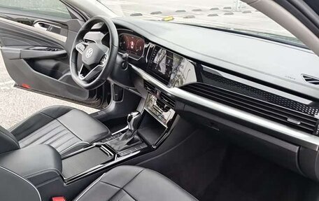 Volkswagen Passat B8 рестайлинг, 2023 год, 2 487 600 рублей, 13 фотография