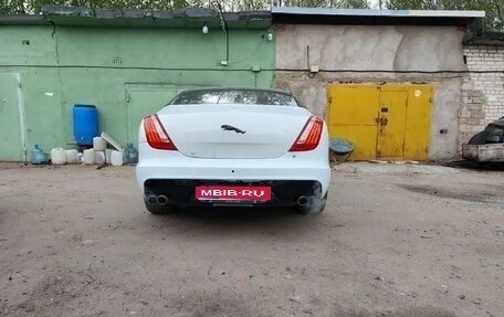Jaguar XJ IV (X351), 2011 год, 2 800 000 рублей, 1 фотография