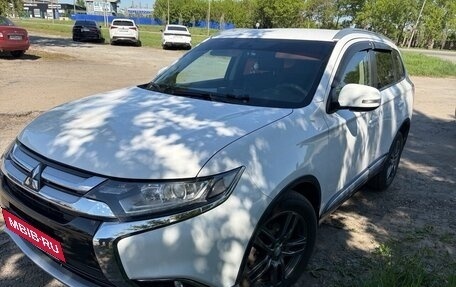 Mitsubishi Outlander III рестайлинг 3, 2018 год, 2 150 000 рублей, 1 фотография