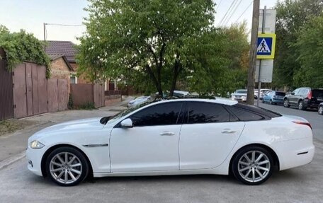 Jaguar XJ IV (X351), 2011 год, 2 800 000 рублей, 3 фотография