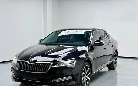 Skoda Superb III рестайлинг, 2023 год, 2 653 344 рублей, 3 фотография