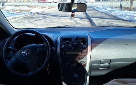 Toyota Corolla, 2010 год, 850 000 рублей, 3 фотография