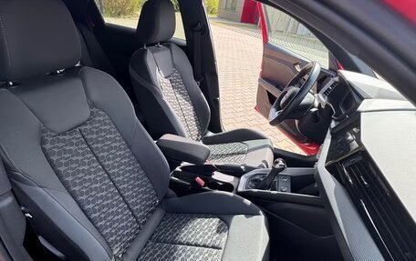 Audi A1, 2023 год, 2 800 000 рублей, 4 фотография