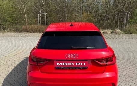 Audi A1, 2023 год, 2 800 000 рублей, 3 фотография