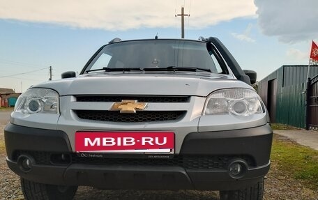 Chevrolet Niva I рестайлинг, 2015 год, 600 000 рублей, 2 фотография