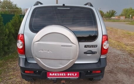 Chevrolet Niva I рестайлинг, 2015 год, 600 000 рублей, 4 фотография
