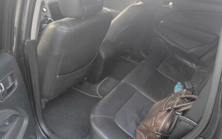 Mitsubishi Outlander III рестайлинг 3, 2004 год, 490 000 рублей, 10 фотография