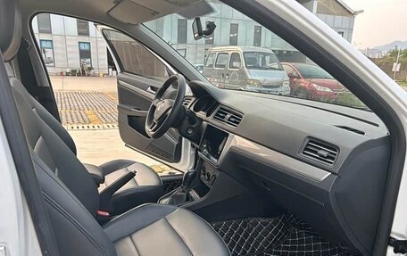 Volkswagen Lavida, 2021 год, 1 020 000 рублей, 7 фотография