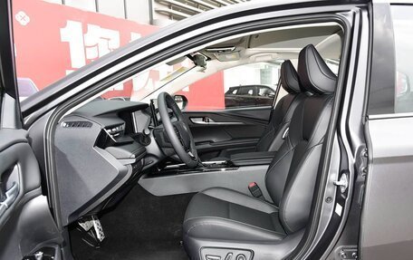 Toyota Camry, 2026 год, 4 350 000 рублей, 21 фотография