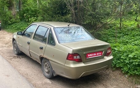 Daewoo Nexia I рестайлинг, 2011 год, 110 000 рублей, 4 фотография