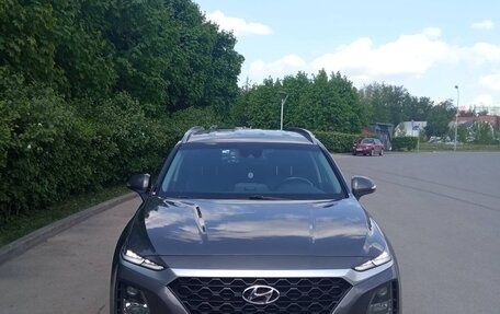 Hyundai Santa Fe IV, 2018 год, 3 000 000 рублей, 1 фотография
