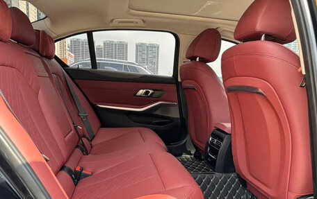 BMW 3 серия, 2023 год, 3 100 000 рублей, 10 фотография