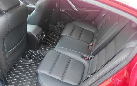 Mazda 6, 2018 год, 1 718 000 рублей, 15 фотография