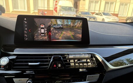 BMW 5 серия, 2018 год, 3 690 000 рублей, 18 фотография