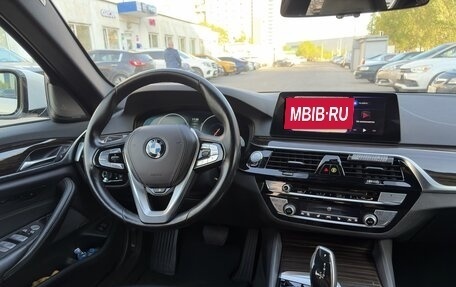BMW 5 серия, 2018 год, 3 690 000 рублей, 14 фотография