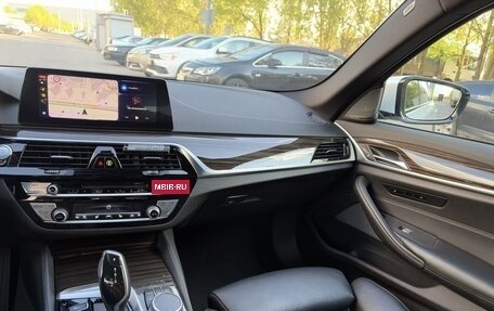 BMW 5 серия, 2018 год, 3 690 000 рублей, 15 фотография