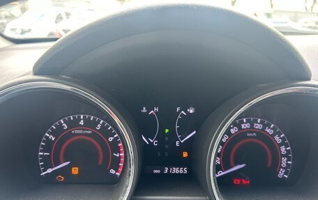 Toyota Highlander III, 2013 год, 1 700 000 рублей, 6 фотография