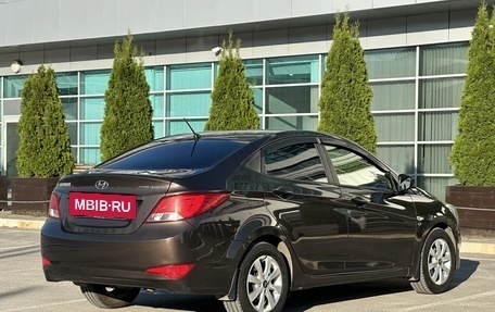 Hyundai Solaris II рестайлинг, 2015 год, 1 050 000 рублей, 6 фотография