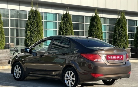 Hyundai Solaris II рестайлинг, 2015 год, 1 050 000 рублей, 4 фотография