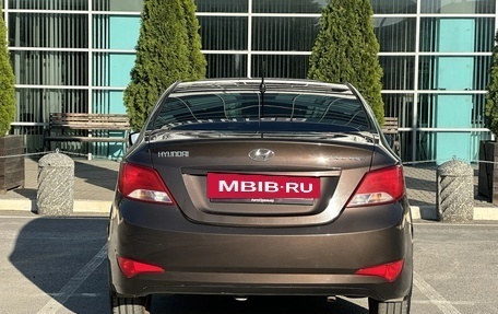 Hyundai Solaris II рестайлинг, 2015 год, 1 050 000 рублей, 5 фотография
