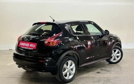 Nissan Juke II, 2013 год, 1 137 000 рублей, 2 фотография