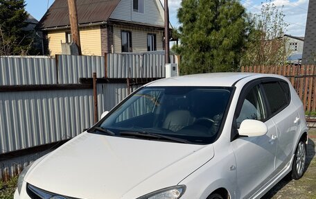 Hyundai i30 I, 2011 год, 550 000 рублей, 2 фотография