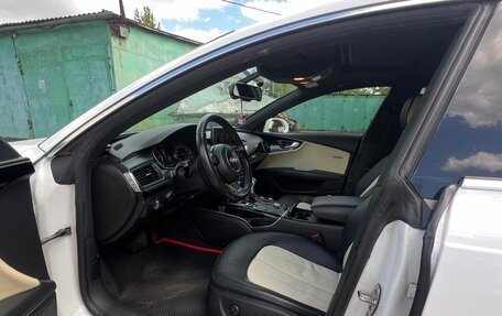 Audi A7, 2012 год, 3 000 000 рублей, 14 фотография