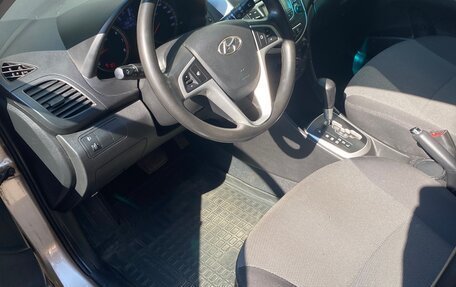 Hyundai Solaris II рестайлинг, 2012 год, 655 000 рублей, 16 фотография