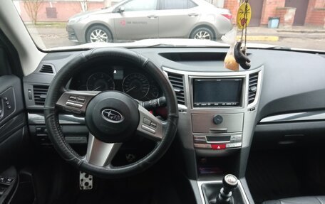 Subaru Legacy VII, 2010 год, 1 500 000 рублей, 9 фотография