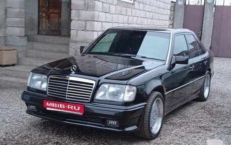 Mercedes-Benz E-Класс, 1995 год, 1 300 000 рублей, 4 фотография