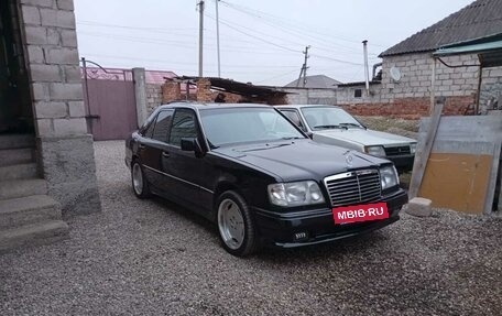 Mercedes-Benz E-Класс, 1995 год, 1 300 000 рублей, 2 фотография