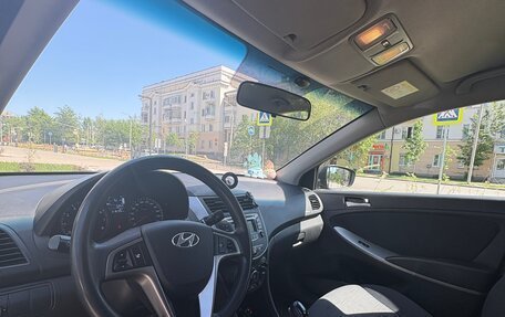 Hyundai Solaris II рестайлинг, 2016 год, 950 000 рублей, 10 фотография