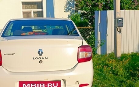 Renault Logan II, 2014 год, 620 000 рублей, 2 фотография
