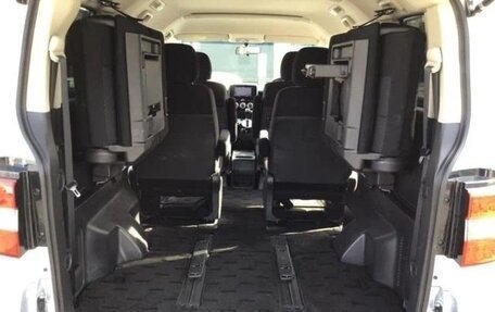 Mitsubishi Delica D:5 I, 2018 год, 2 148 000 рублей, 23 фотография