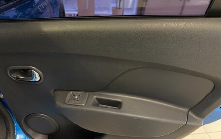 Renault Sandero II рестайлинг, 2016 год, 975 000 рублей, 17 фотография