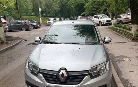Renault Logan II, 2021 год, 1 050 000 рублей, 1 фотография