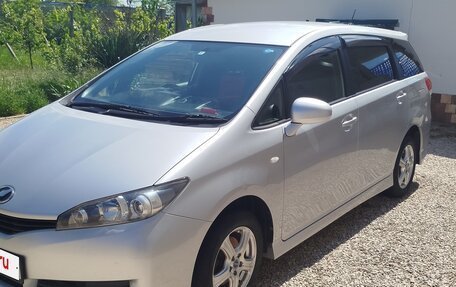 Toyota Wish II, 2012 год, 1 275 000 рублей, 1 фотография