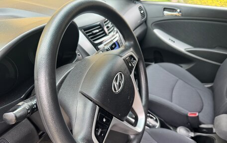 Hyundai Solaris II рестайлинг, 2014 год, 900 000 рублей, 6 фотография