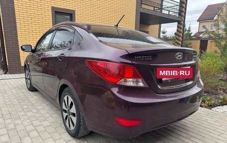 Hyundai Solaris II рестайлинг, 2014 год, 900 000 рублей, 3 фотография
