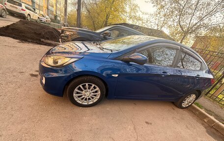 Hyundai Solaris II рестайлинг, 2011 год, 750 000 рублей, 13 фотография