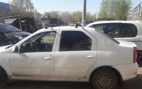 Renault Logan I, 2012 год, 190 000 рублей, 3 фотография