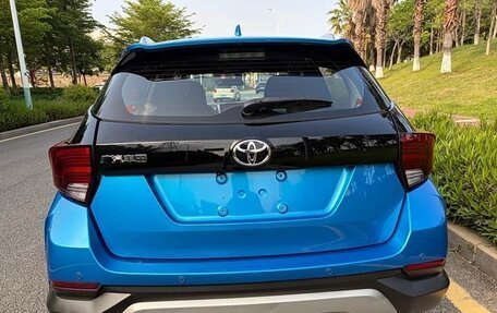 Toyota Yaris XP150 рестайлинг, 2021 год, 950 000 рублей, 7 фотография