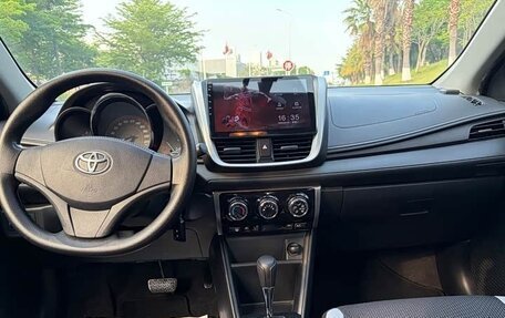 Toyota Yaris XP150 рестайлинг, 2021 год, 950 000 рублей, 9 фотография
